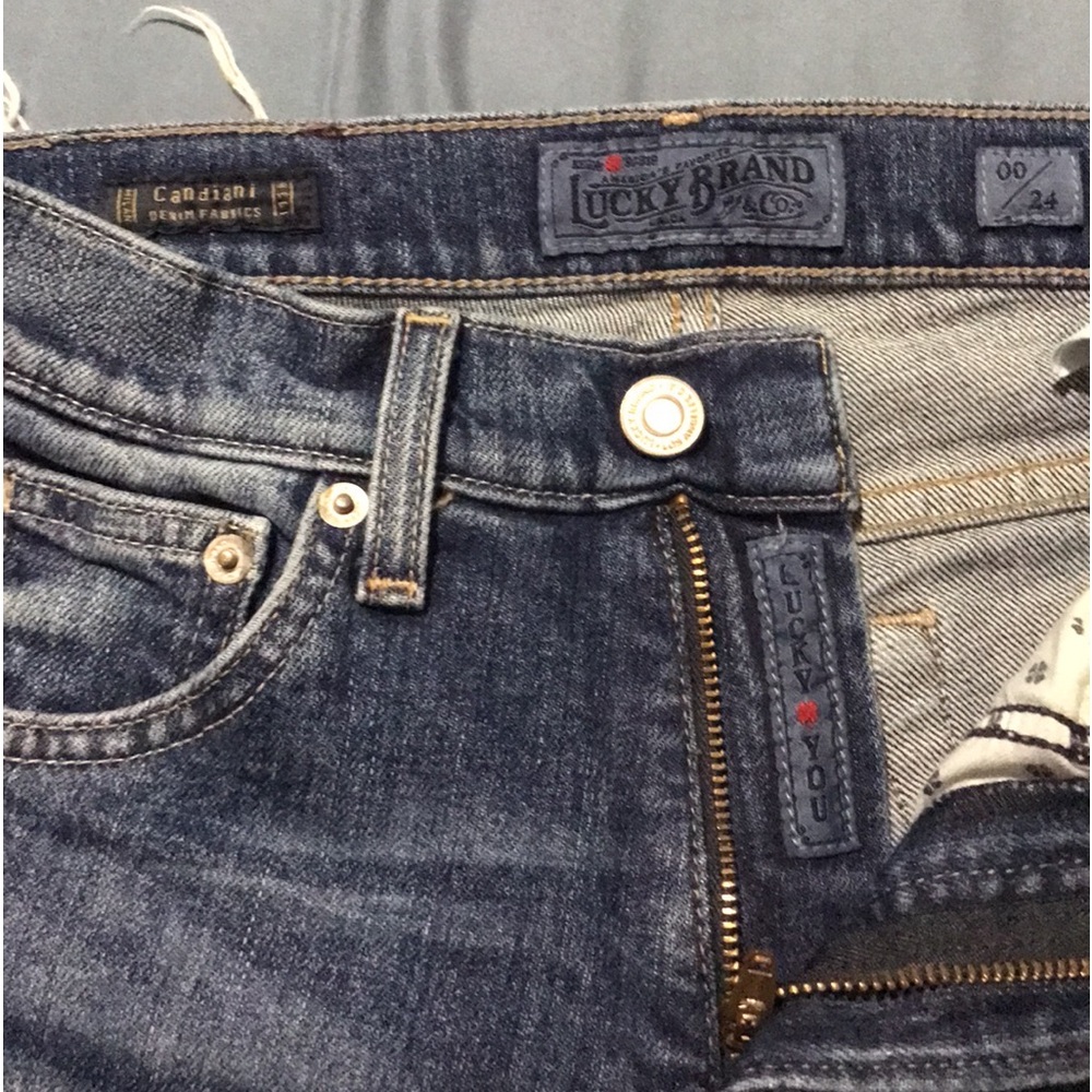 Lucky brand size:00/24 authentic straight crop